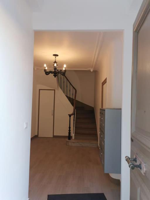 Appartement Tout Confort A 2 Pas Du Centre Ville Aubagne Ngoại thất bức ảnh