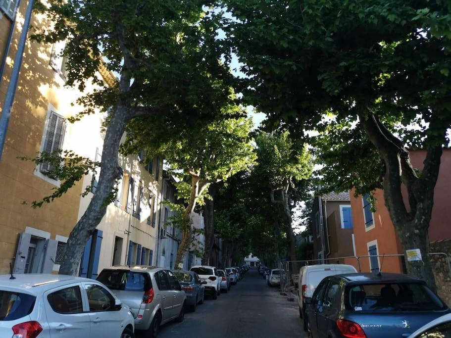 Appartement Tout Confort A 2 Pas Du Centre Ville Aubagne Ngoại thất bức ảnh