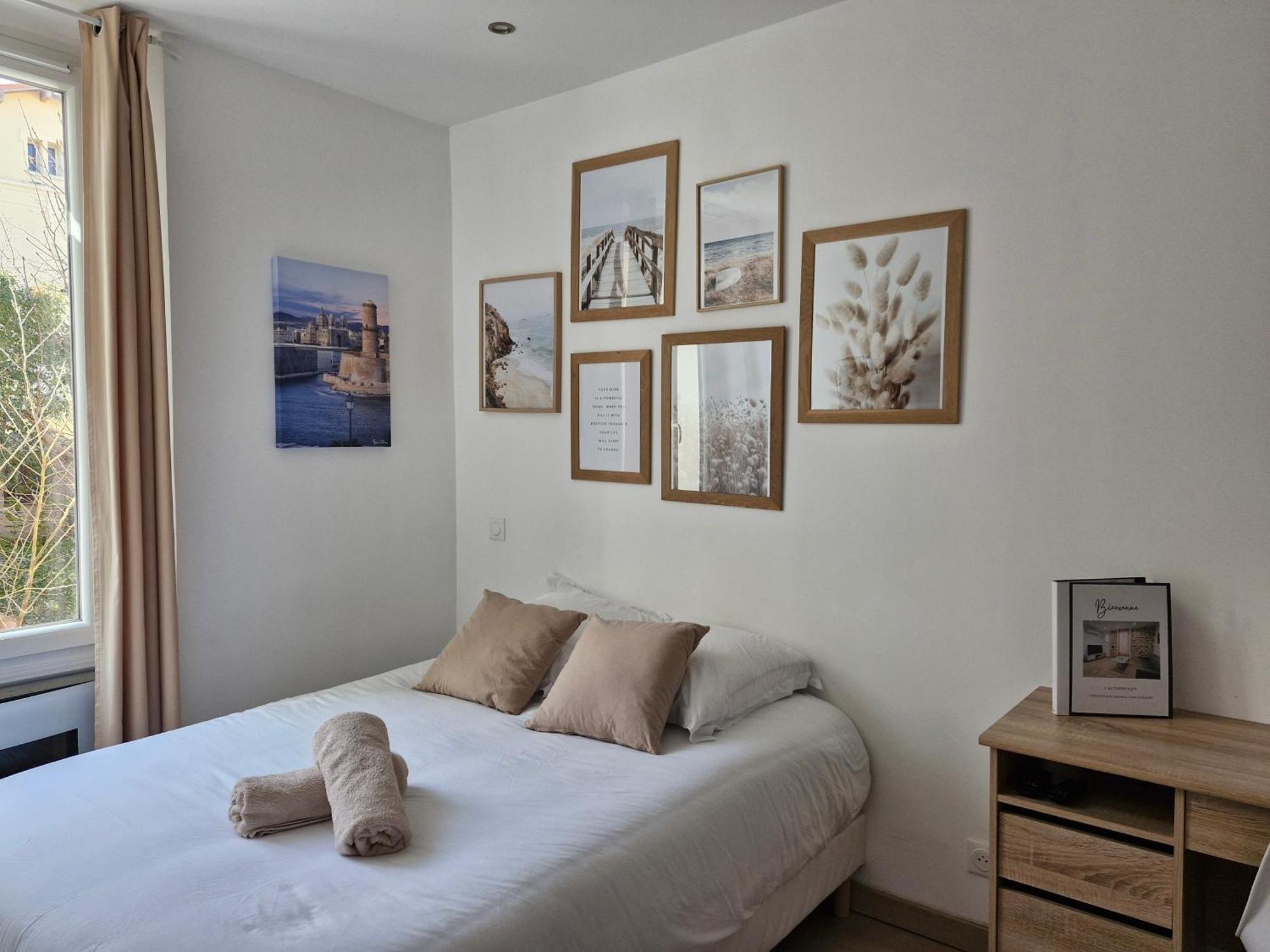 Appartement Tout Confort A 2 Pas Du Centre Ville Aubagne Ngoại thất bức ảnh