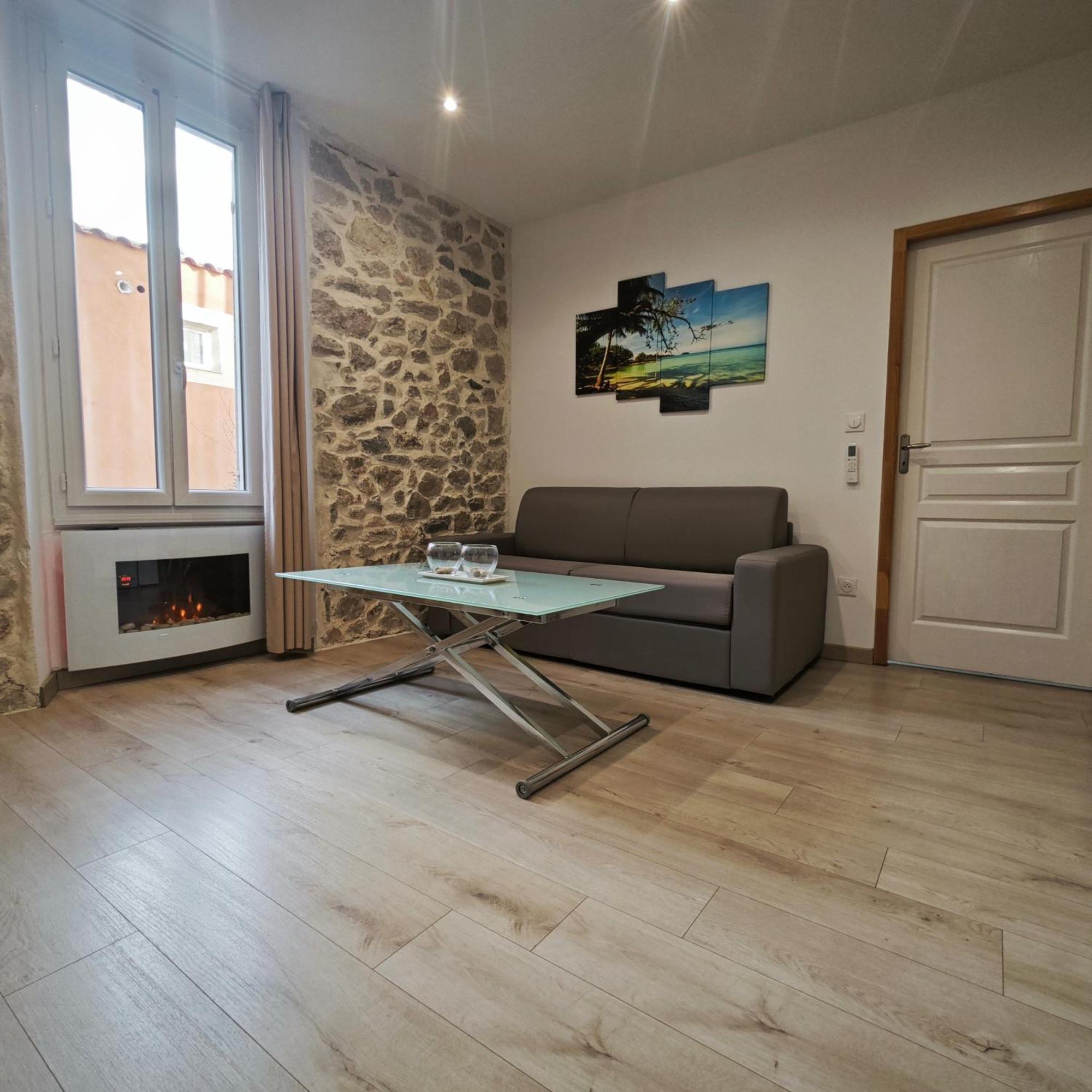 Appartement Tout Confort A 2 Pas Du Centre Ville Aubagne Ngoại thất bức ảnh
