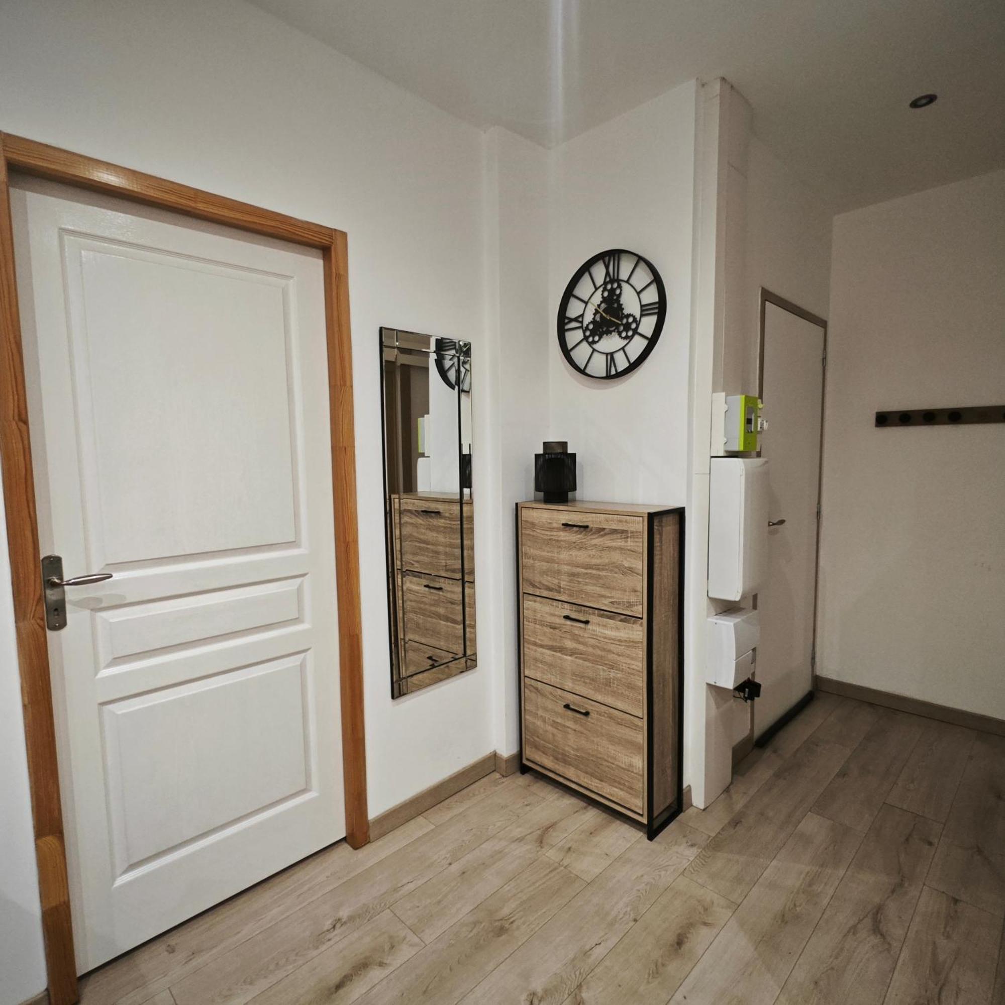 Appartement Tout Confort A 2 Pas Du Centre Ville Aubagne Ngoại thất bức ảnh